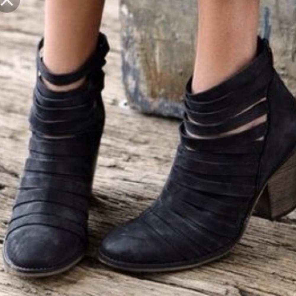 Free people boots size 39